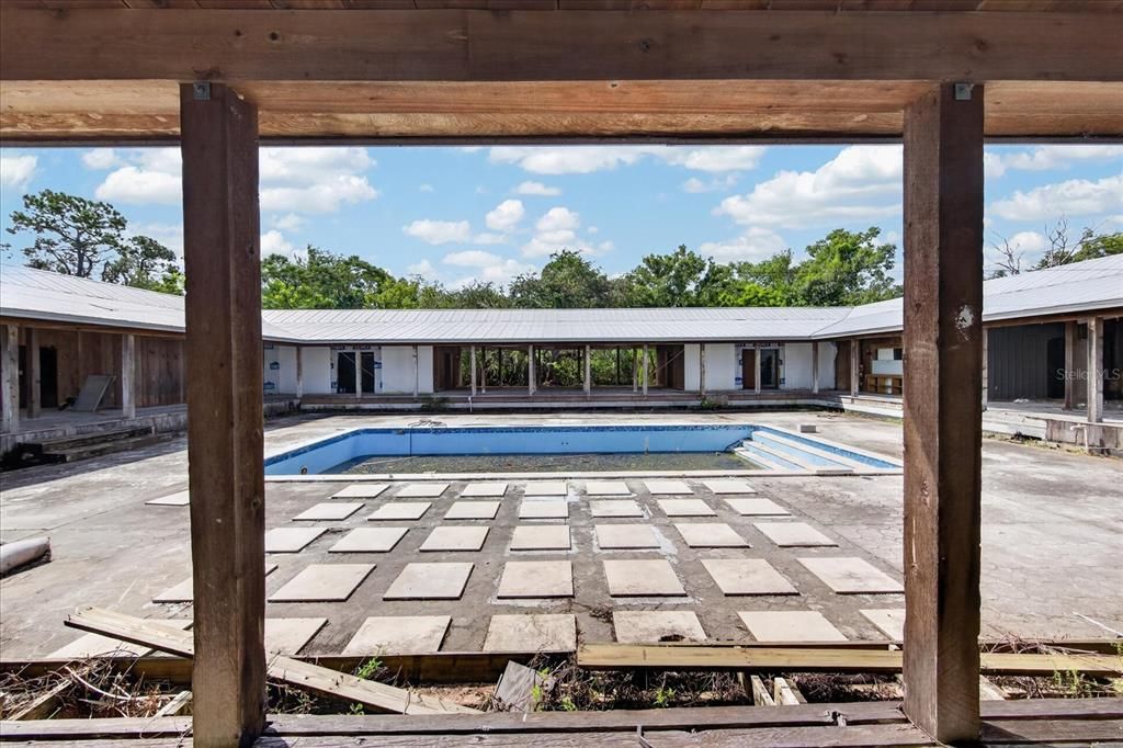For Sale: $849,000 (5 beds, 4 baths, 5920 Square Feet)