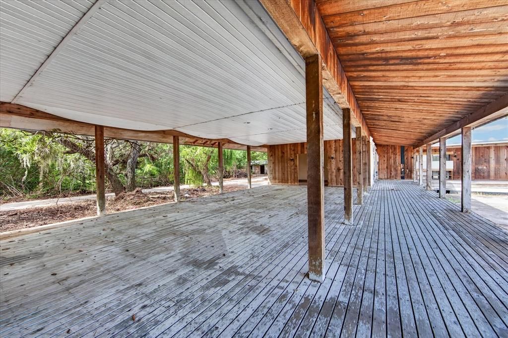 For Sale: $849,000 (5 beds, 4 baths, 5920 Square Feet)