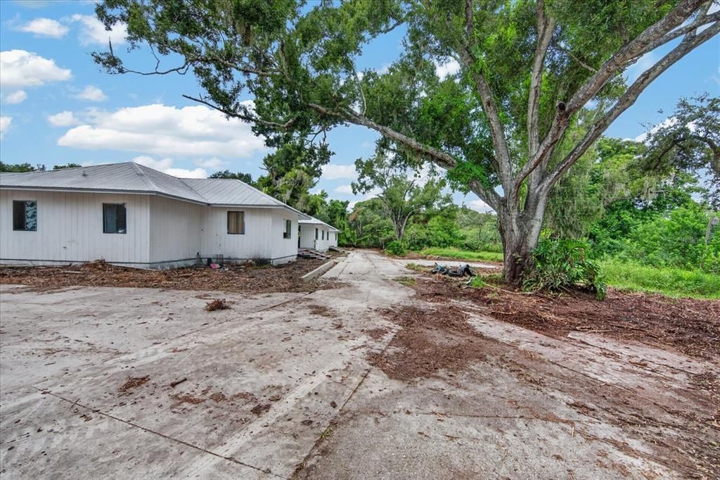 For Sale: $849,000 (5 beds, 4 baths, 5920 Square Feet)