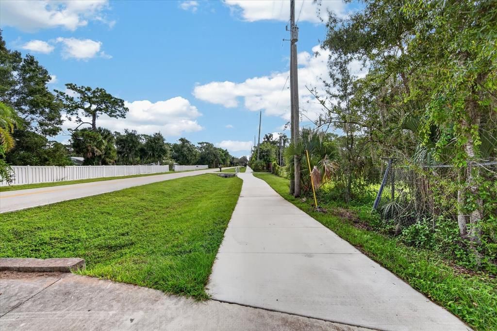 For Sale: $849,000 (5 beds, 4 baths, 5920 Square Feet)
