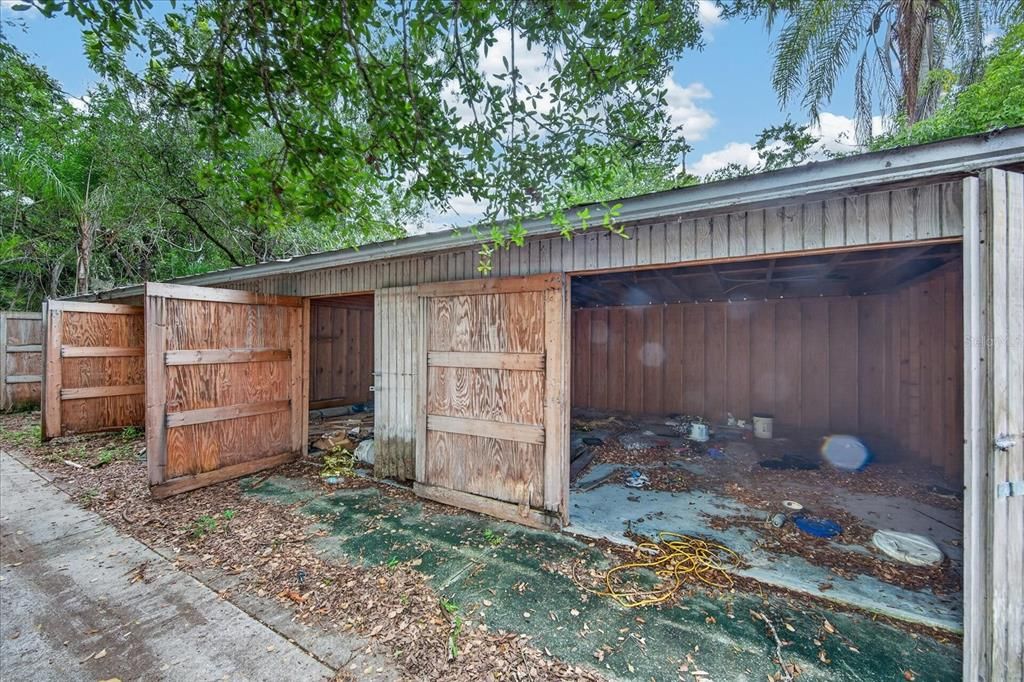 For Sale: $849,000 (5 beds, 4 baths, 5920 Square Feet)