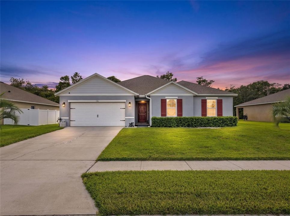 For Sale: $410,000 (4 beds, 2 baths, 2319 Square Feet)