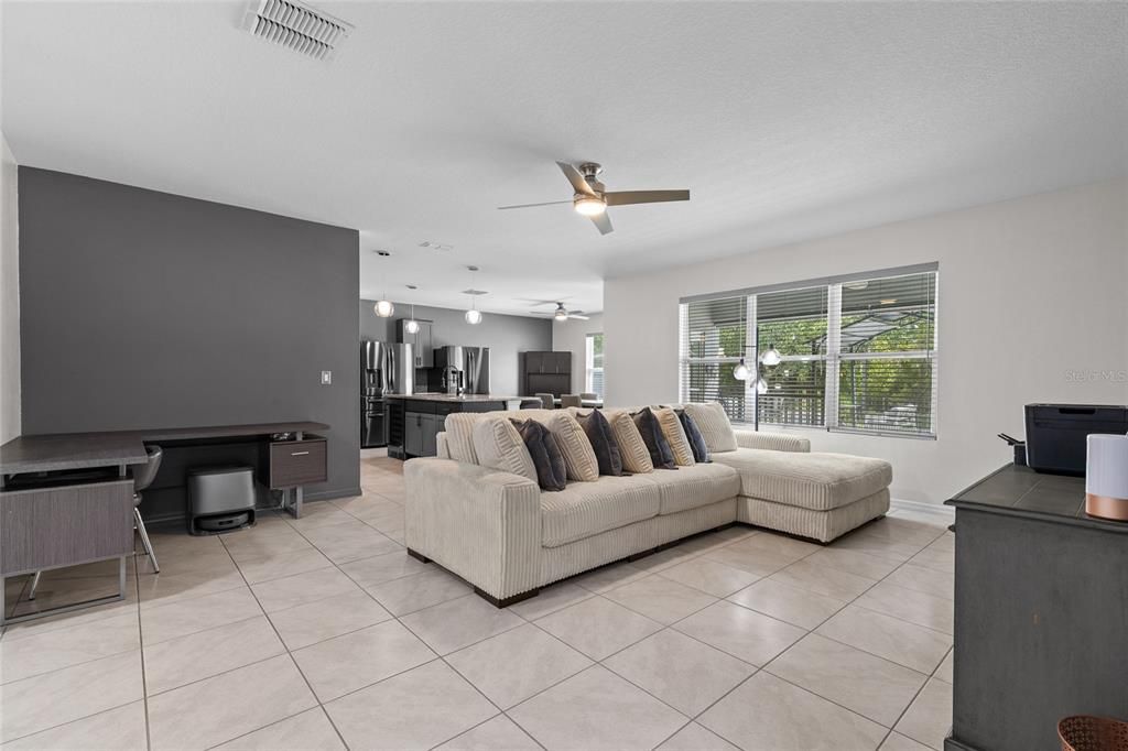For Sale: $410,000 (4 beds, 2 baths, 2319 Square Feet)