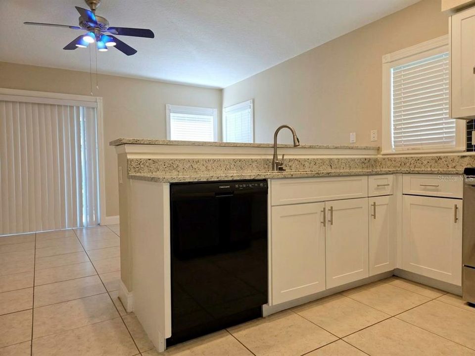 For Rent: $2,600 (3 beds, 2 baths, 1760 Square Feet)