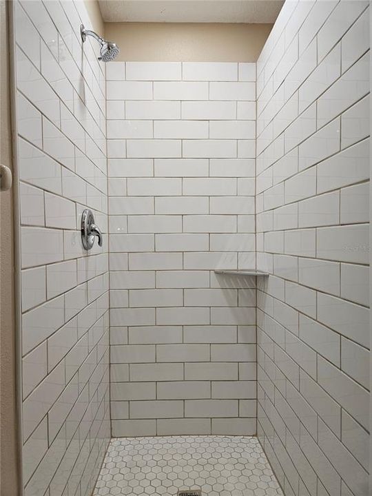 For Rent: $2,600 (3 beds, 2 baths, 1760 Square Feet)