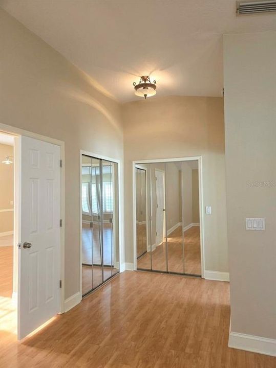 For Rent: $2,600 (3 beds, 2 baths, 1760 Square Feet)