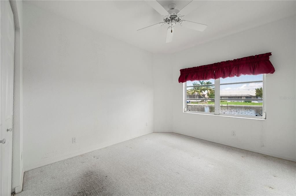 En Venta: $795,000 (3 camas, 2 baños, 2196 Pies cuadrados)