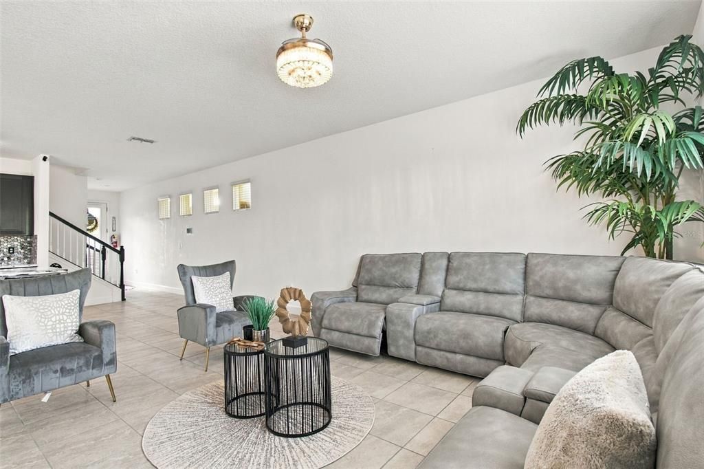For Sale: $440,000 (4 beds, 2 baths, 2144 Square Feet)