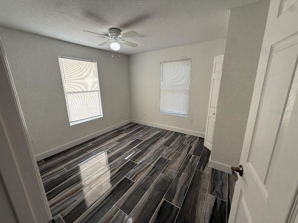 En Venta: $399,000 (3 camas, 2 baños, 1434 Pies cuadrados)