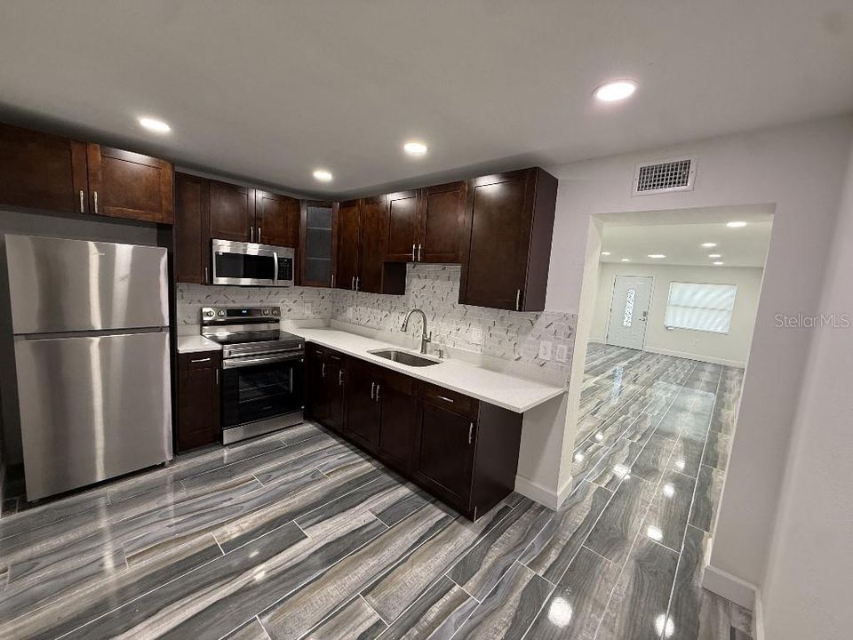 En Venta: $399,000 (3 camas, 2 baños, 1434 Pies cuadrados)