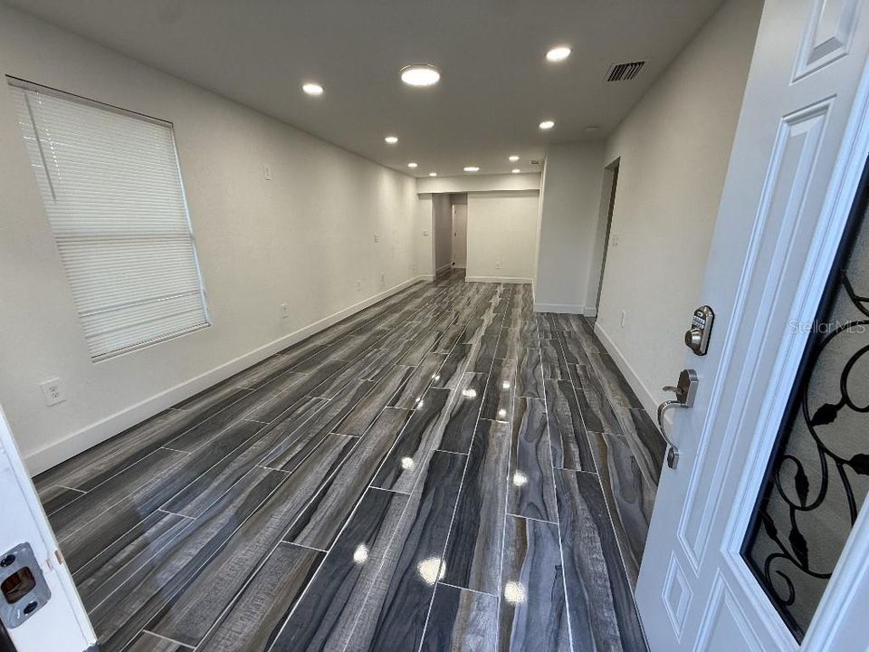 En Venta: $399,000 (3 camas, 2 baños, 1434 Pies cuadrados)