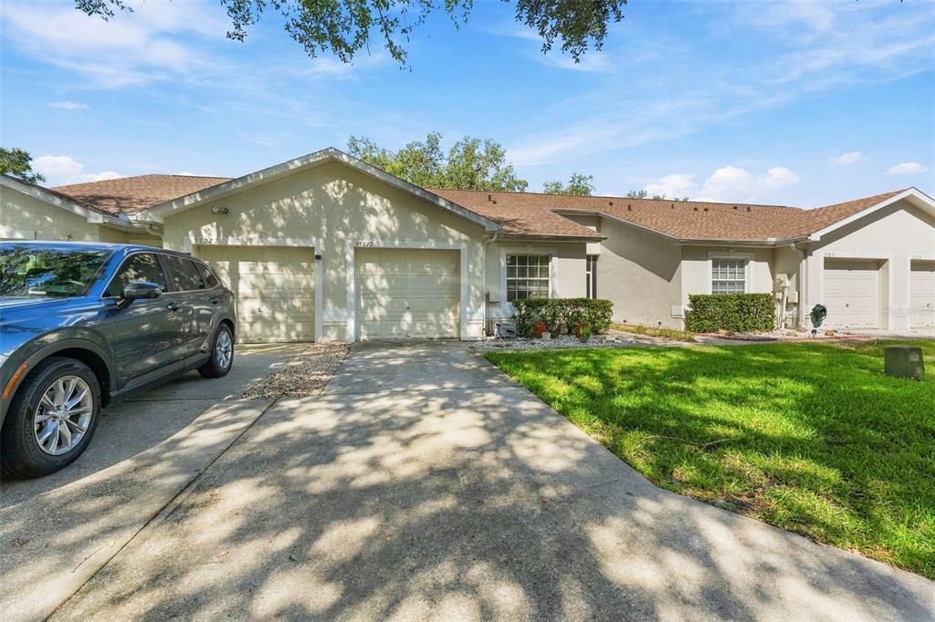 For Sale: $199,900 (2 beds, 2 baths, 1180 Square Feet)