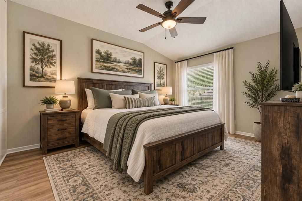 For Sale: $199,900 (2 beds, 2 baths, 1180 Square Feet)