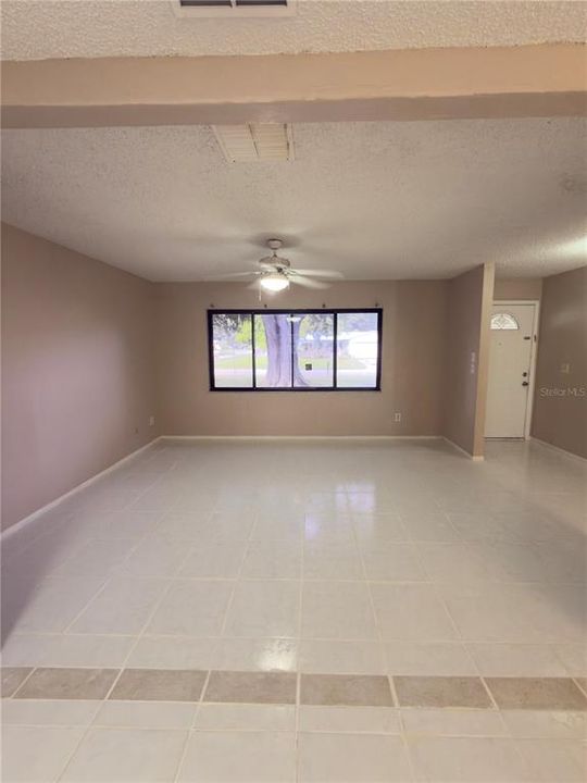For Rent: $2,500 (3 beds, 2 baths, 1196 Square Feet)