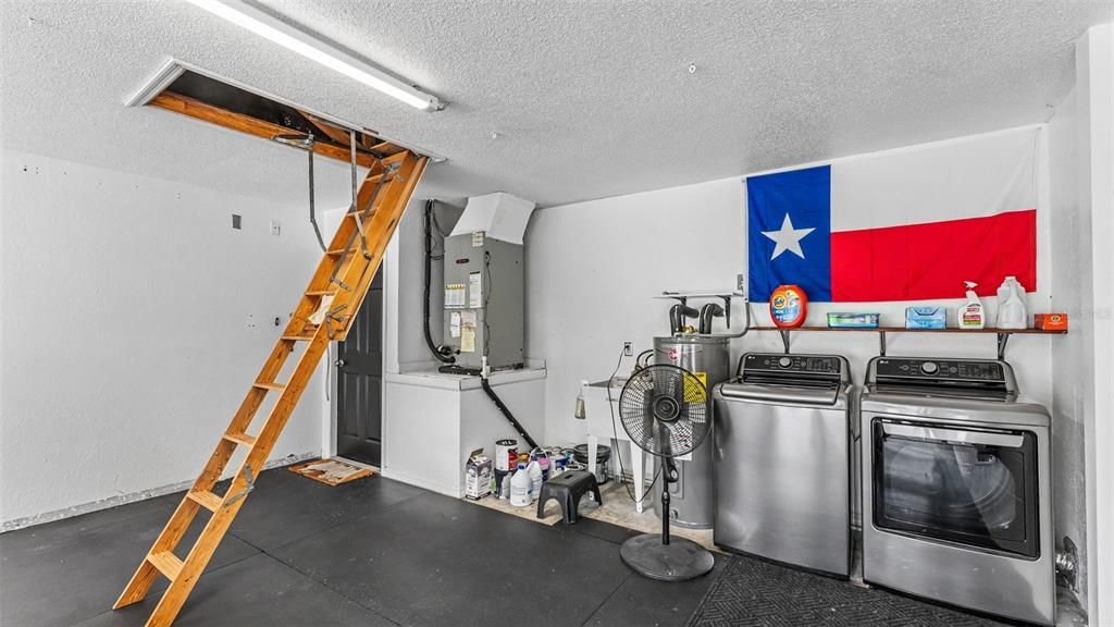 На продажу: $305,000 (3 спален, 2 ванн, 1554 Квадратных фут)