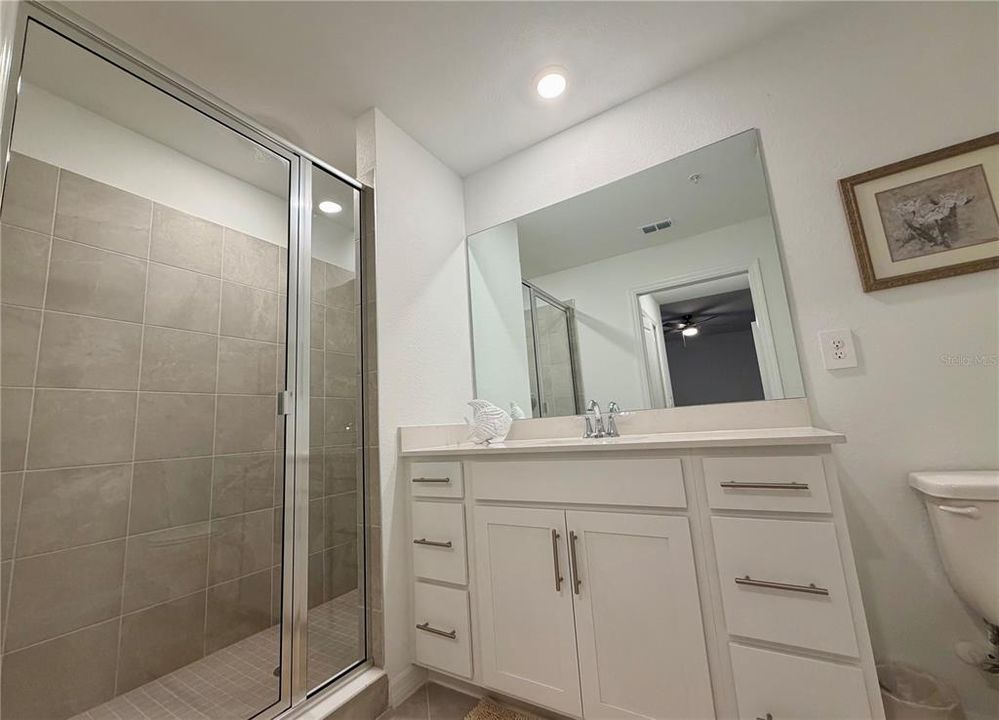 В аренду: $3,200 (2 спален, 2 ванн, 1154 Квадратных фут)