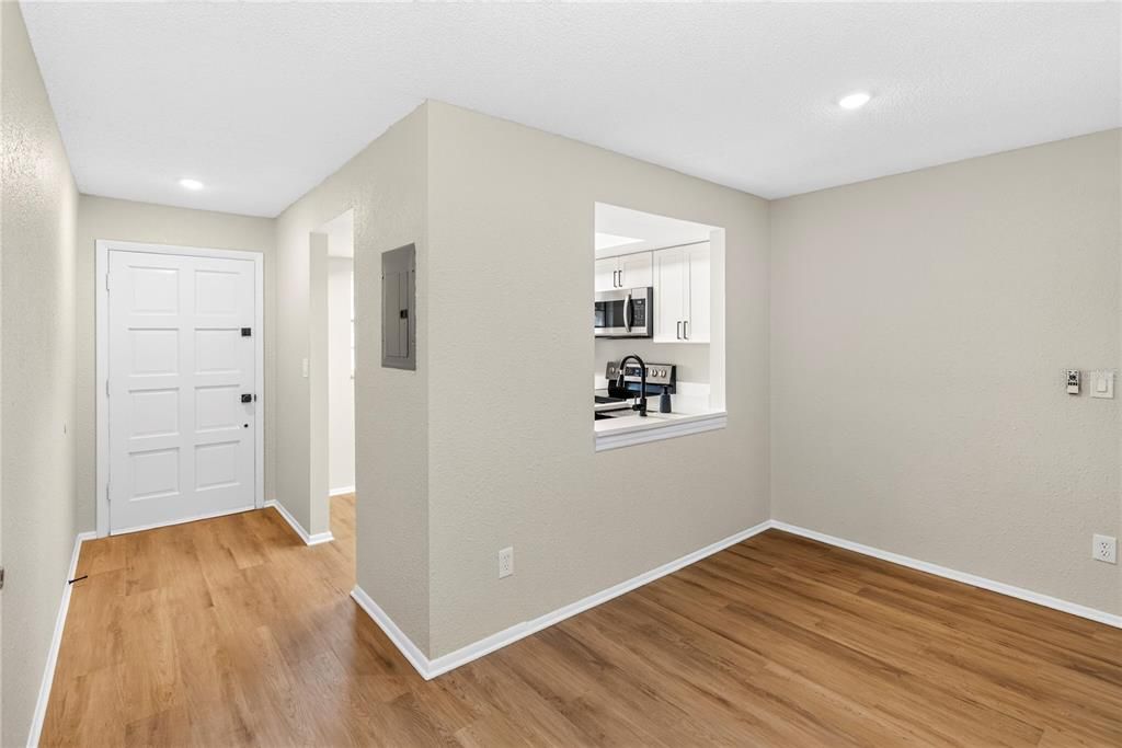 En Venta: $245,000 (2 camas, 1 baños, 1025 Pies cuadrados)