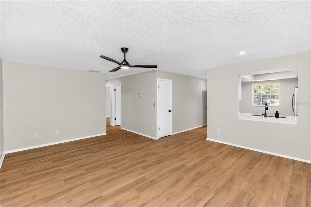 En Venta: $245,000 (2 camas, 1 baños, 1025 Pies cuadrados)