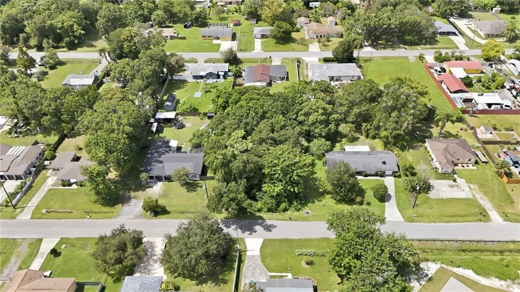 En Venta: $179,900 (0.37 acres)