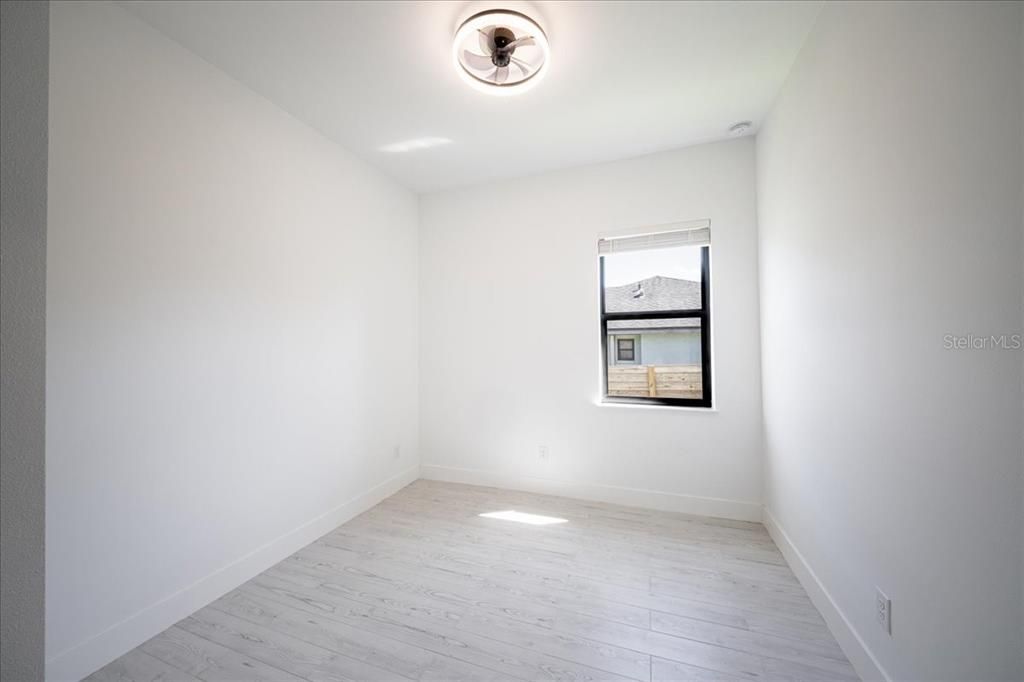 For Sale: $575,000 (4 beds, 2 baths, 1939 Square Feet)