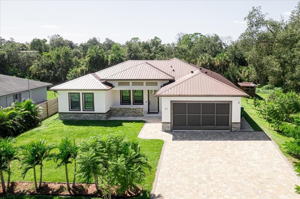 For Sale: $575,000 (4 beds, 2 baths, 1939 Square Feet)