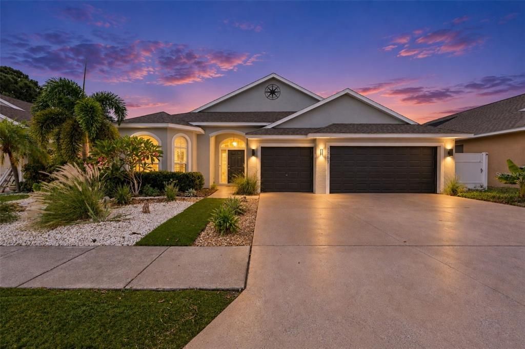 Activo con contrato: $475,000 (4 camas, 2 baños, 2020 Pies cuadrados)