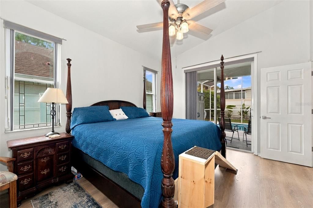 Activo con contrato: $475,000 (4 camas, 2 baños, 2020 Pies cuadrados)
