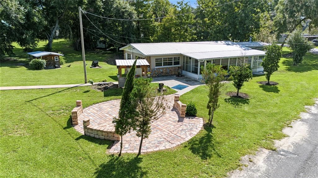 For Sale: $314,900 (2 beds, 1 baths, 1321 Square Feet)