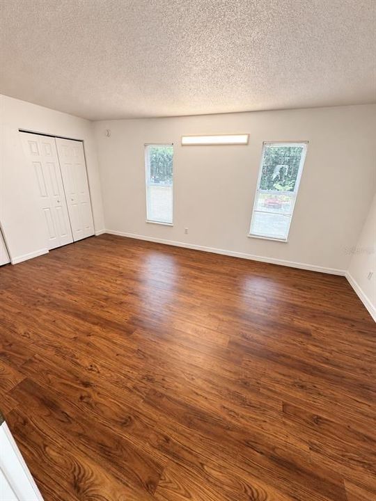 For Rent: $999 (1 beds, 1 baths, 775 Square Feet)