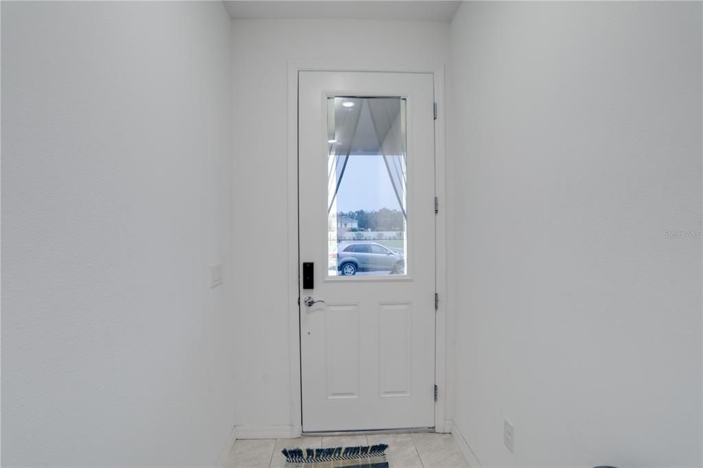 В аренду: $2,695 (4 спален, 2 ванн, 1720 Квадратных фут)