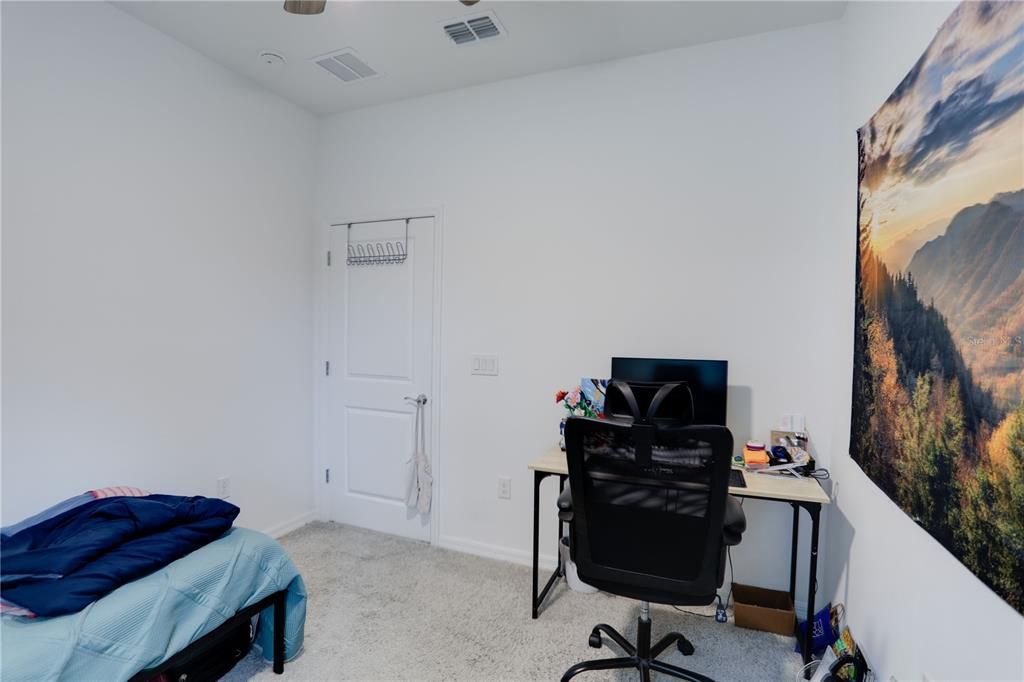 В аренду: $2,695 (4 спален, 2 ванн, 1720 Квадратных фут)