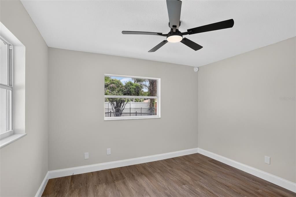 For Sale: $499,900 (4 beds, 3 baths, 1686 Square Feet)