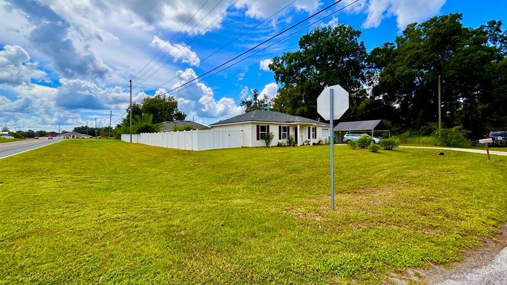 For Sale: $237,400 (3 beds, 2 baths, 1382.4 Square Feet)