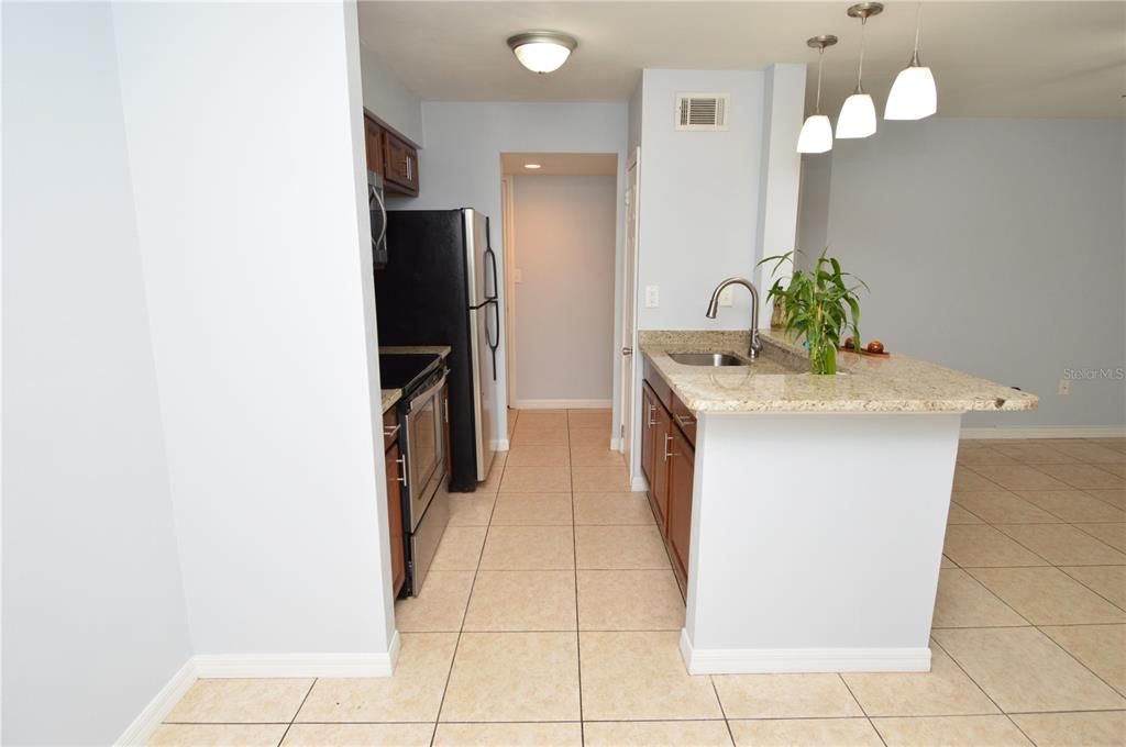 For Rent: $1,365 (1 beds, 1 baths, 625 Square Feet)