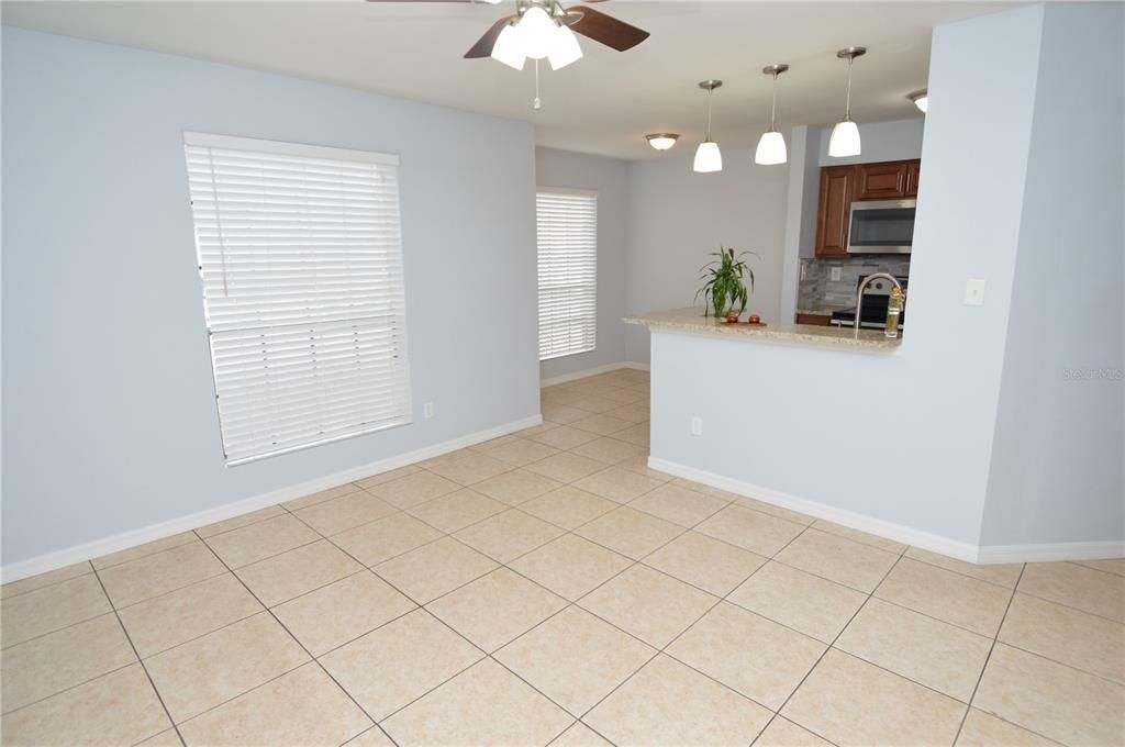 For Rent: $1,365 (1 beds, 1 baths, 625 Square Feet)