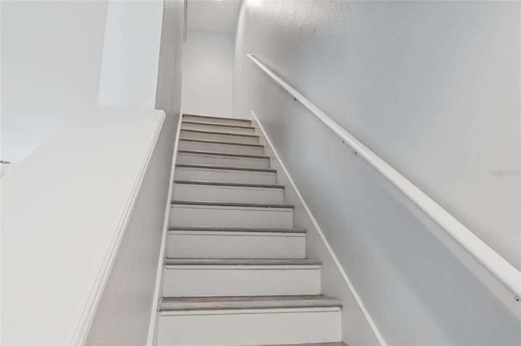 For Rent: $1,950 (3 beds, 2 baths, 1688 Square Feet)
