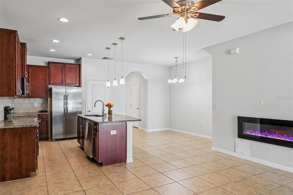 For Rent: $1,950 (3 beds, 2 baths, 1688 Square Feet)
