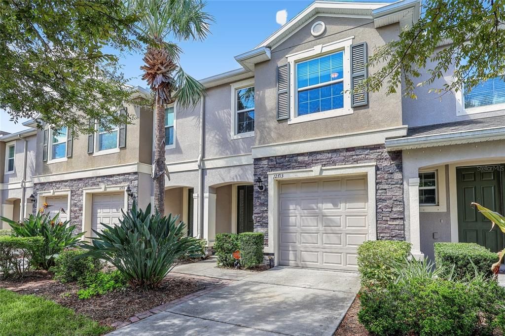 For Rent: $1,950 (3 beds, 2 baths, 1688 Square Feet)