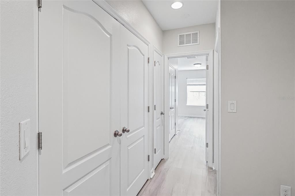For Rent: $1,950 (3 beds, 2 baths, 1688 Square Feet)