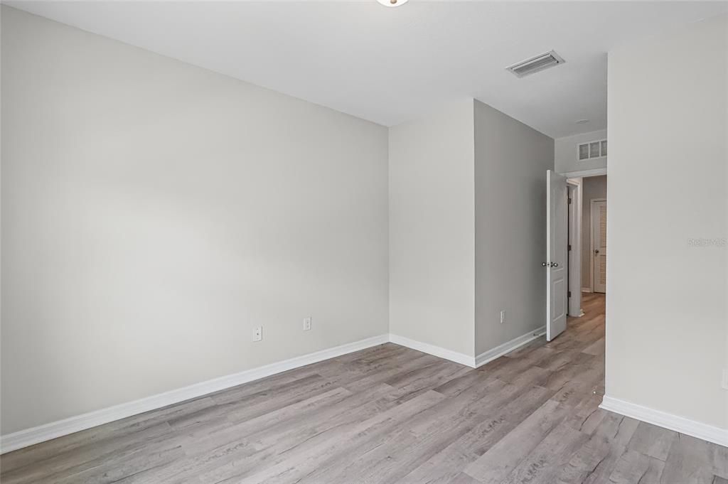 For Rent: $1,950 (3 beds, 2 baths, 1688 Square Feet)