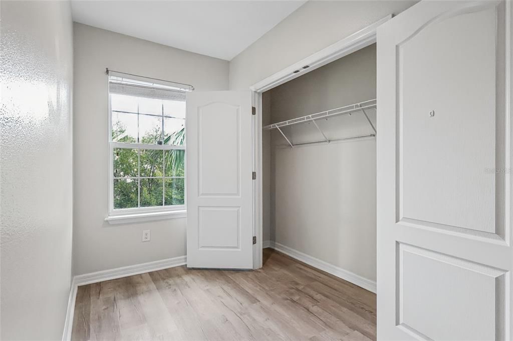 For Rent: $1,950 (3 beds, 2 baths, 1688 Square Feet)