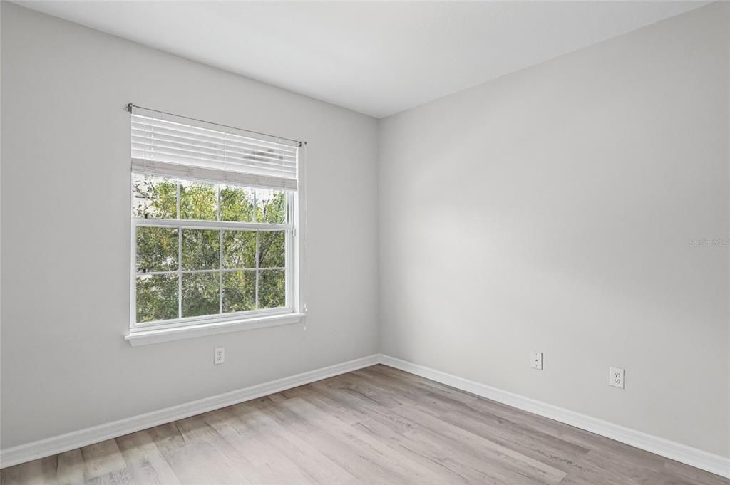 For Rent: $1,950 (3 beds, 2 baths, 1688 Square Feet)