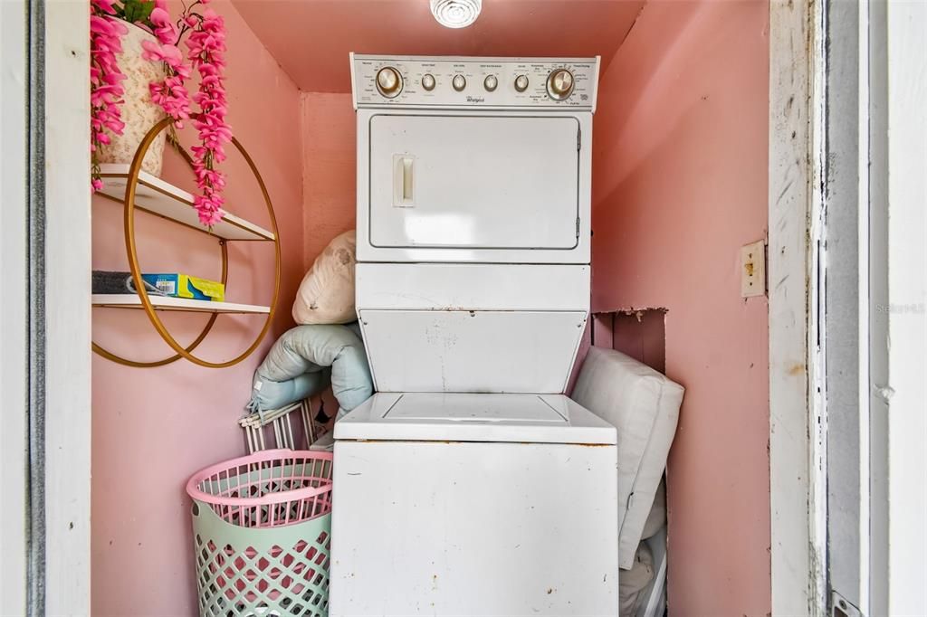 На продажу: $478,999 (2 спален, 1 ванн, 1337 Квадратных фут)