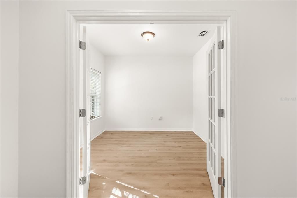 For Sale: $414,950 (3 beds, 2 baths, 1872 Square Feet)