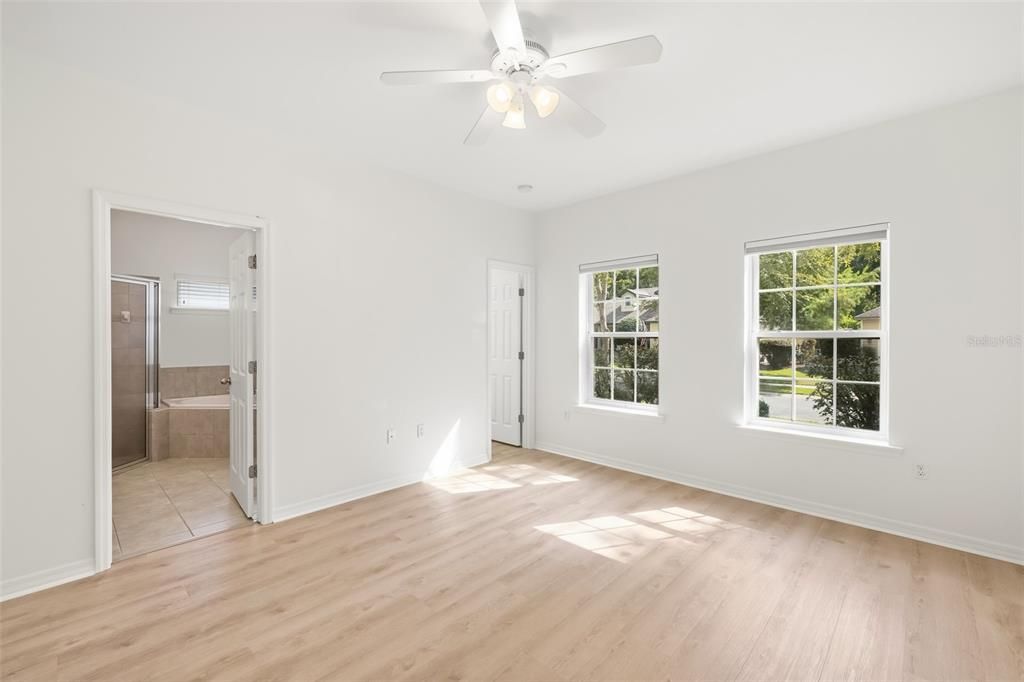 For Sale: $414,950 (3 beds, 2 baths, 1872 Square Feet)