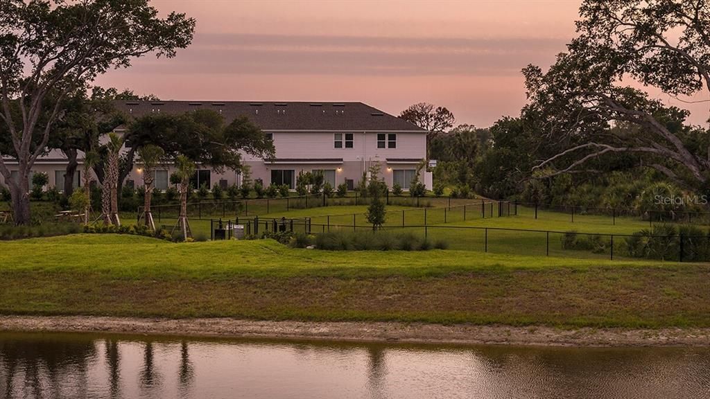 En Venta: $299,900 (3 camas, 2 baños, 1373 Pies cuadrados)