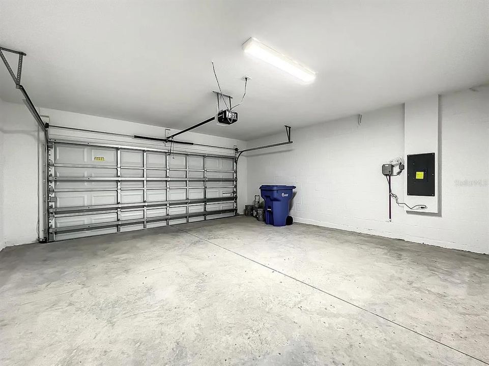 For Rent: $2,500 (5 beds, 3 baths, 2470 Square Feet)