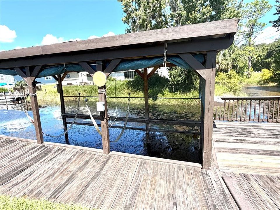 На продажу: $125,000 (2 спален, 2 ванн, 892 Квадратных фут)