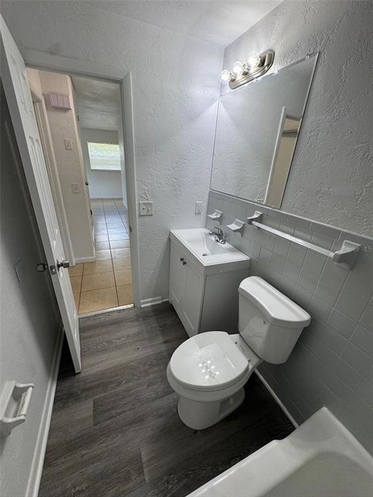 В аренду: $1,199 (2 спален, 1 ванн, 1028 Квадратных фут)