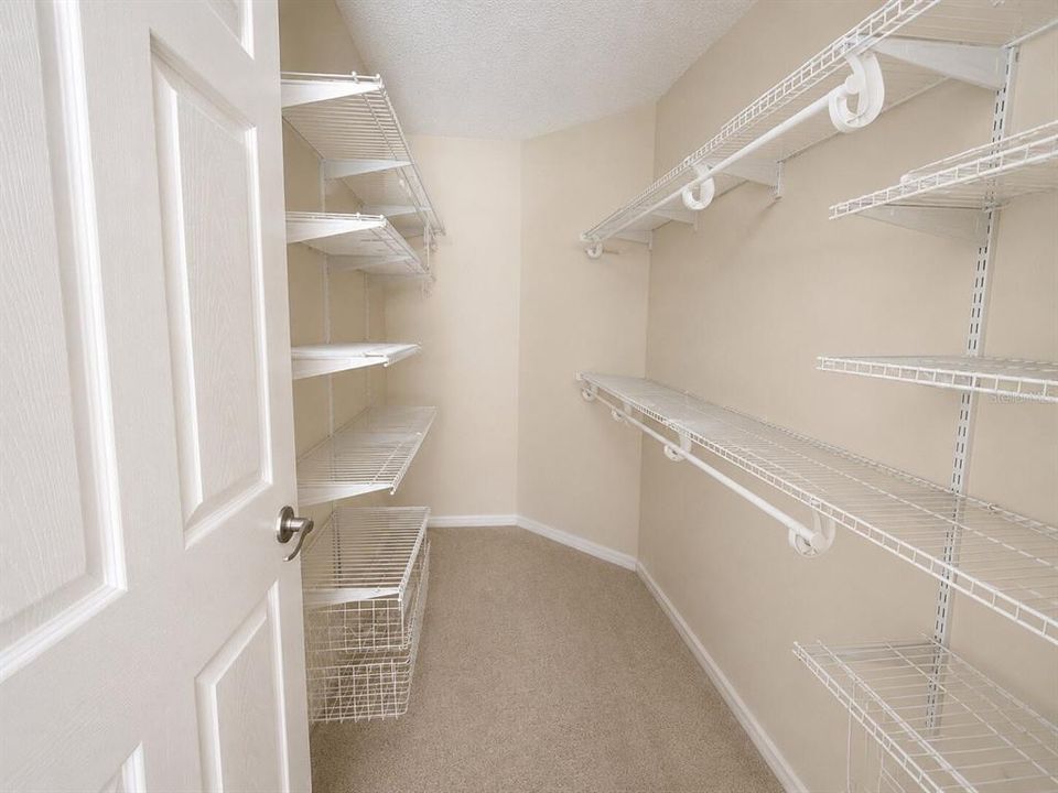 В аренду: $1,850 (3 спален, 2 ванн, 1272 Квадратных фут)